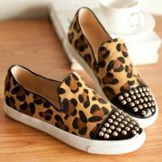 Women's Leopard Print Flat Shoes With Rivets Detail 